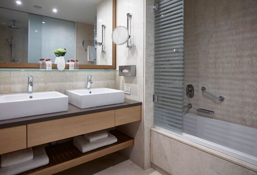 Люкс с Бассейном, Elite Suites By Rhodes Bay