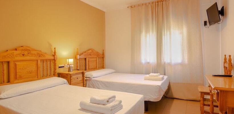 Номер Стандарт, Hostal Valdepeñas By Bossh Hotels