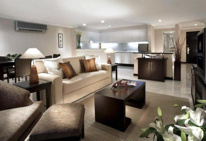 Люкс Superior 3 Спальни, Kristal Hotel Jakarta