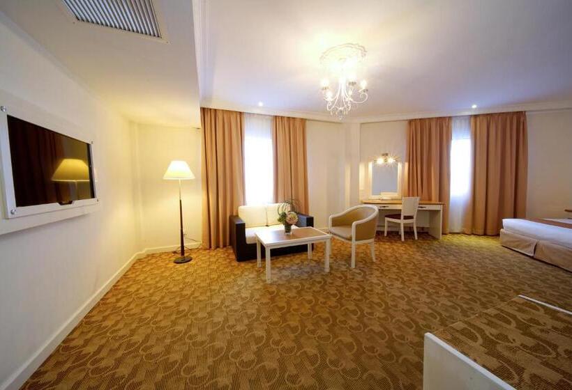 اتاق خانوادگی, Permai Hotel Kuala Terengganu
