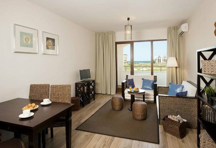 Апартаменты 2 Спальни Боковой Вид на Море, Sunrise All Suites Resort   All Inclusive