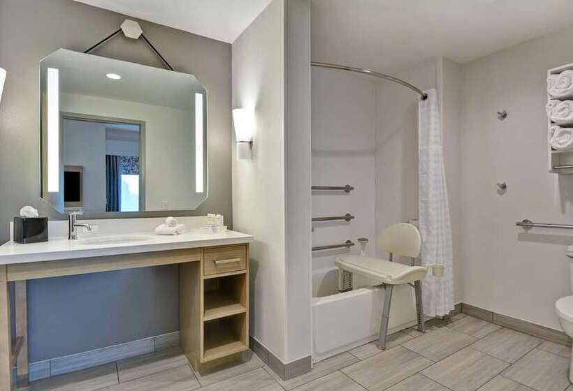 스탠다드 룸, Embassy Suites By Hilton Raleigh Durham Airport Brier Creek