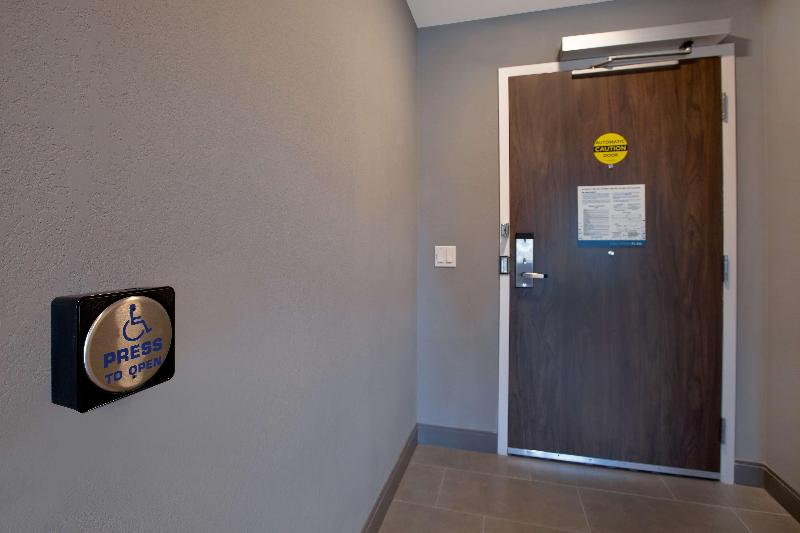 スイート, Hawthorn Extended Stay By Wyndham West Palm Beach