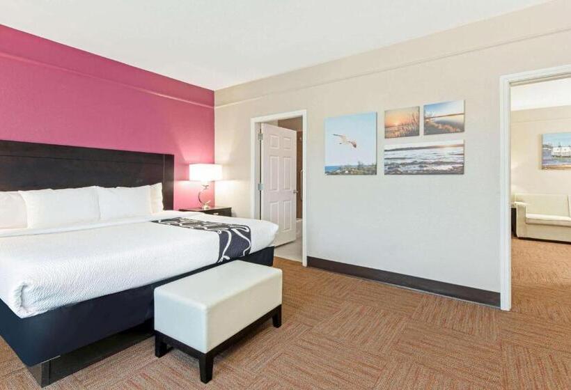 适用于残疾人士的豪华房间, La Quinta Inn & Suites By Wyndham Winnie