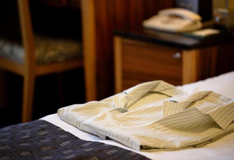 Номер Deluxe, Monterey La Soeur Fukuoka