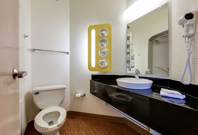스탠다드 룸 더블 침대 2개, Motel 6 Mississauga, On  Toronto