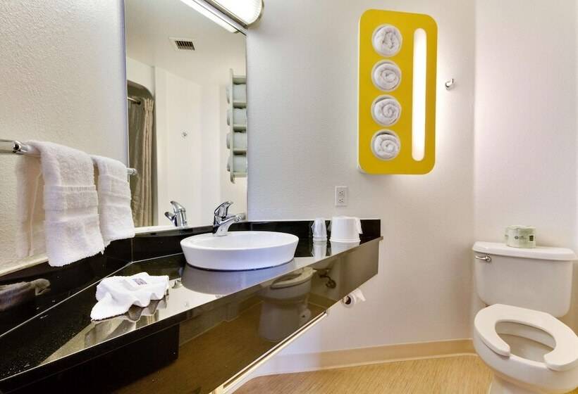 Номер Deluxe, Motel 6lewisville, Tx  Dallas