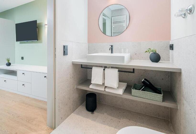 Апартаменты 2 Спальни, Koos Hotel&apartments   City Apart