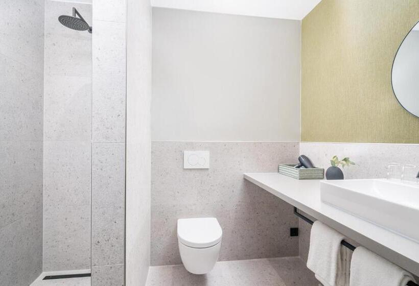 Апартаменты 4 Спальни, Koos Hotel&apartments   City Apart