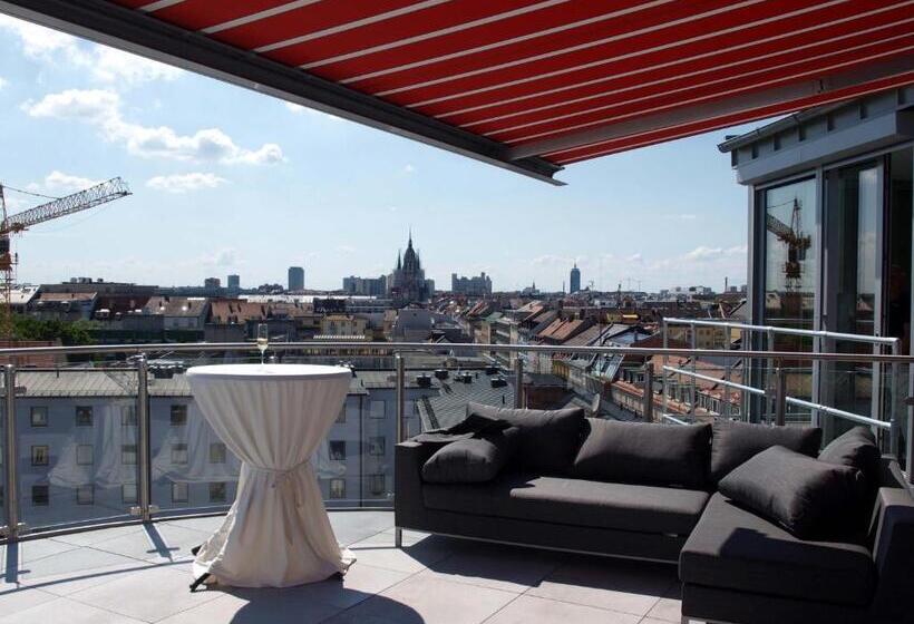 Люкс с Террасой, Koos Hotel&apartments   City Apart