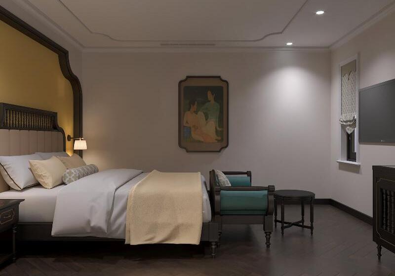 اتاق کلاسیک, Hanoi Tirant