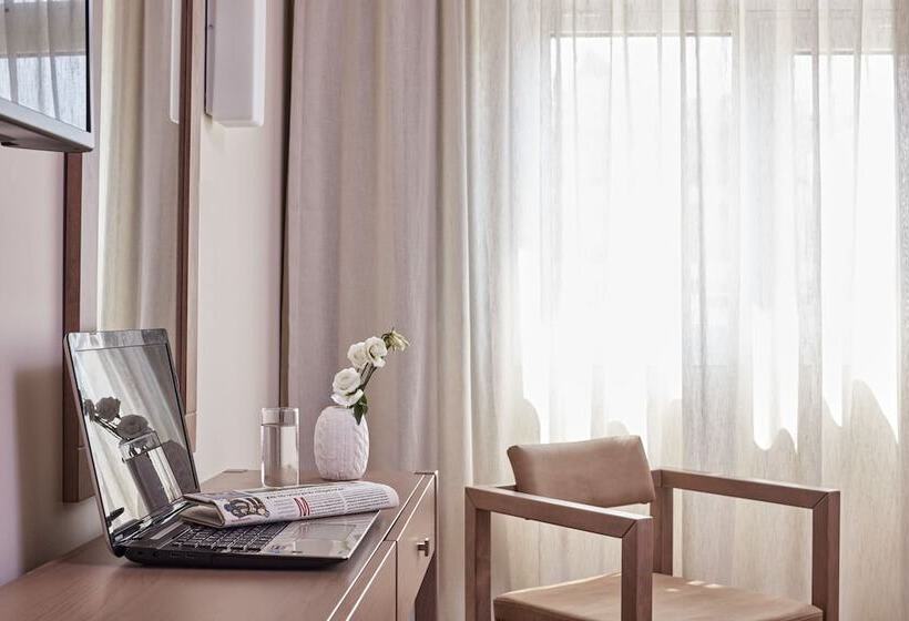 Семейный Номер, Civitel Attik Rooms & Suites