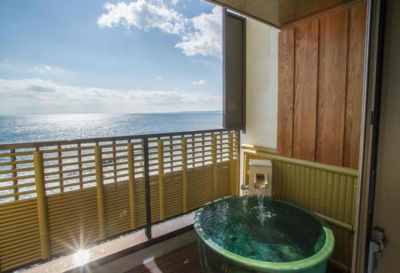Номер Стандарт Вид на Море, Inatori Tokai Hotel Yuen
