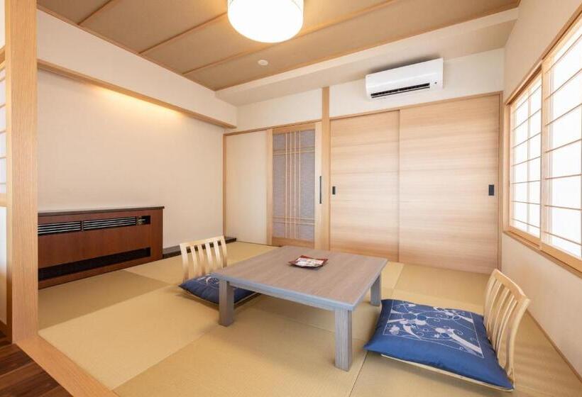 Четырехместный Номер Deluxe, Inatori Tokai Hotel Yuen