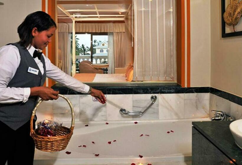 Полулюкс Повышенной Комфортности, Bahia Principe Luxury Esmeralda All Inclusive   Newly Renovated