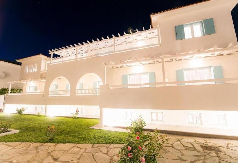 Студия Deluxe, Sunrise Village Hotel Apartments