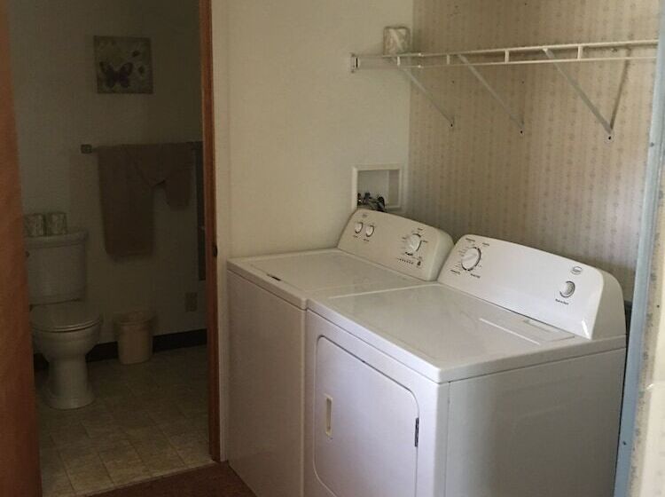 Апартаменты 1 Спальня, Cadiz Motel