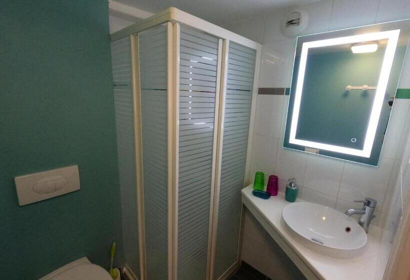 Номер Стандарт, La Maison   Hôtel & Gîte