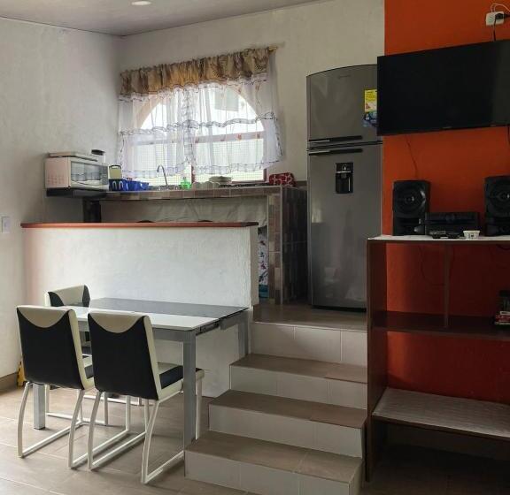 Семейный Номер, Cabaña Campestre Miraluna