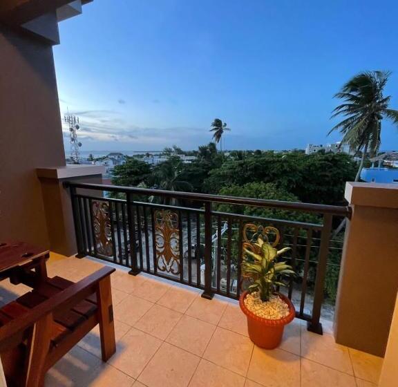 Полулюкс, Coral View Hotel & Resort