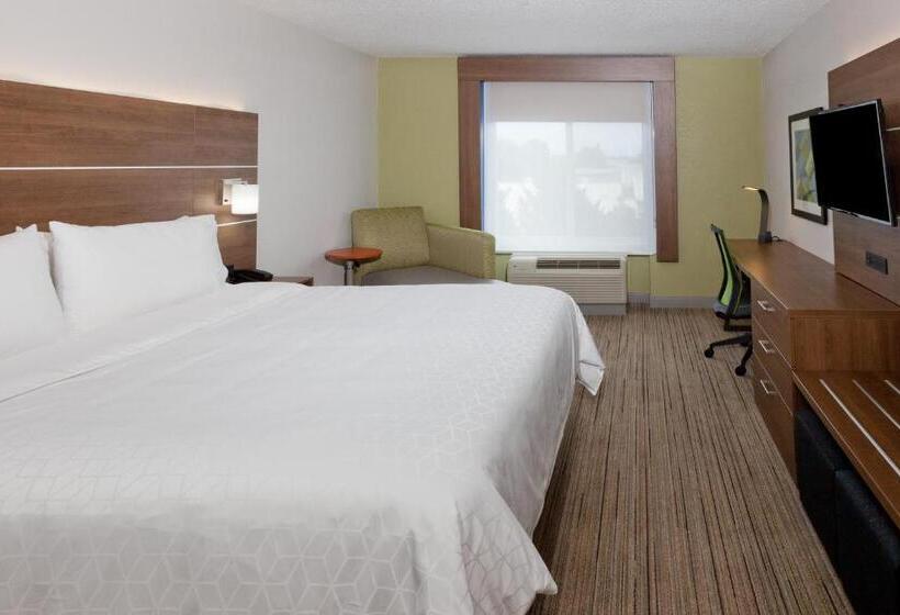 سوئیت برای معلولان, Holiday Inn Express Hotel & Suites Dothan North, An Ihg