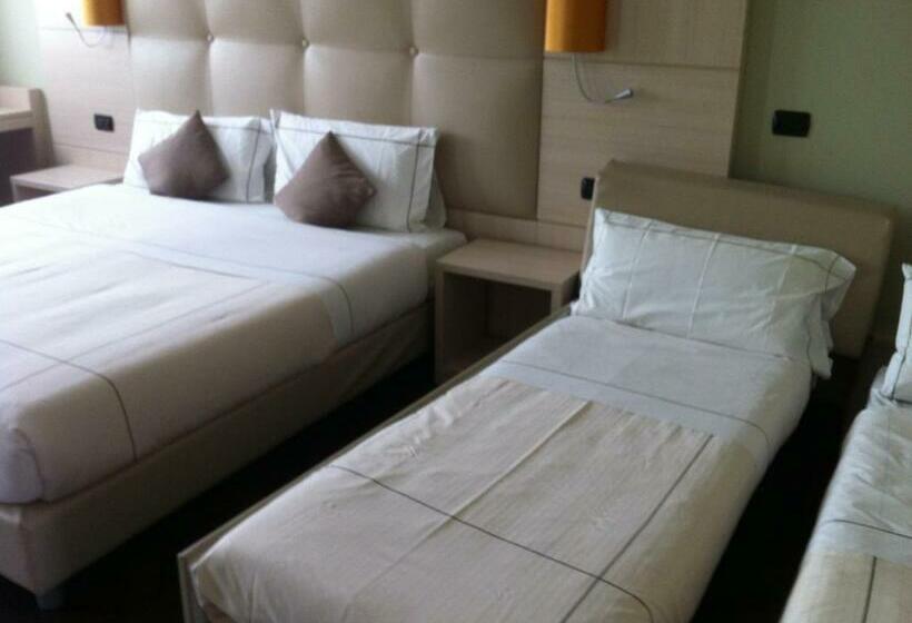 Familienzimmer, Acca Palace Aa Hotels