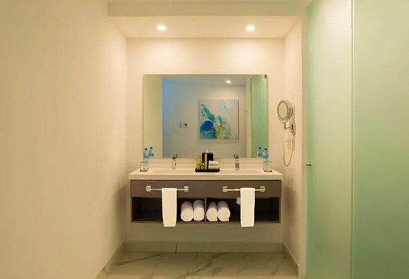 جناح 3 غرف نوم, The Fives Beach Hotel & Residences - All Inclusive
