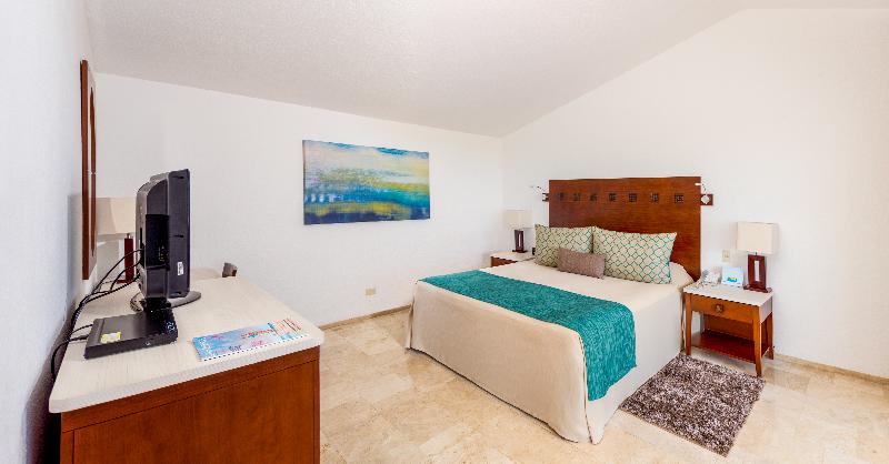 Suite 2 Dormitoare, The Royal Cancun All Suites Resort