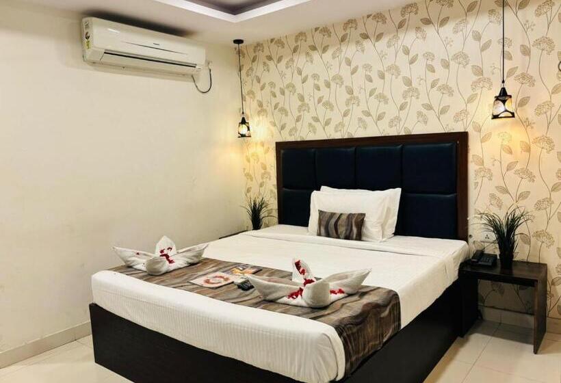 اتاق سوپریور, Oak By Signature Airport Zone Hyderabad