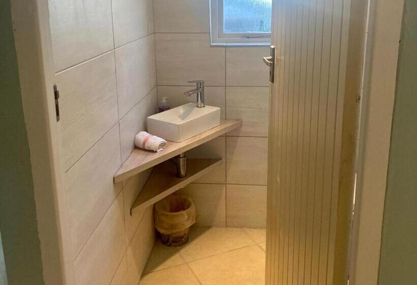 Номер Стандарт, Bollinger Guest House
