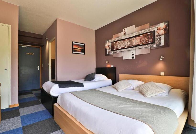 Номер Стандарт Трехместный, Hôtel Les Flots Bleus