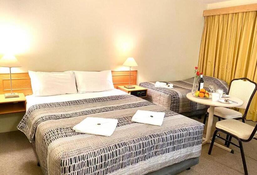 스탠다드 룸, Gateway Motor Inn
