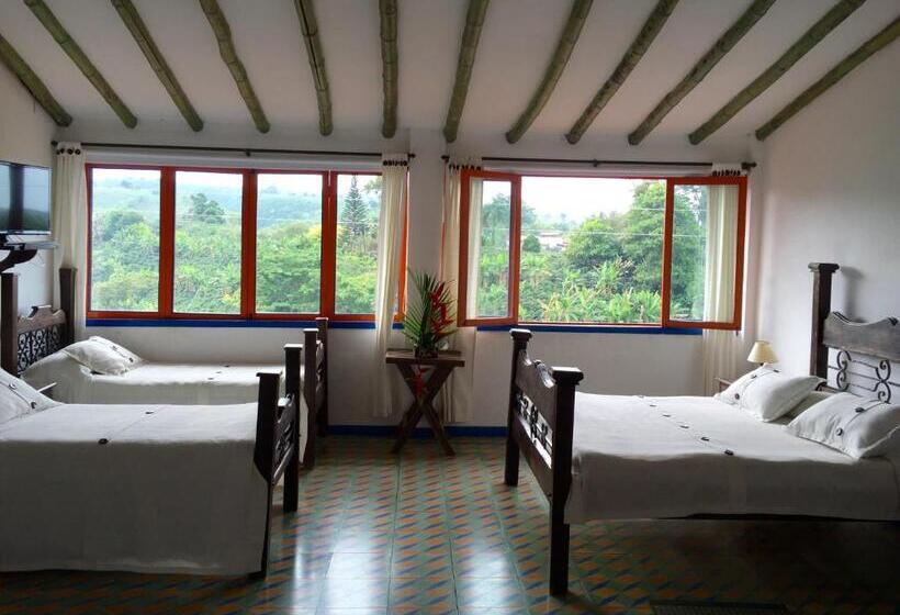 اتاق استاندارد سه نفره, Bosques Del Saman Alcala