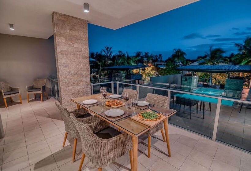 Апартаменты 2 Спальни с Балконом, Coconut Grove