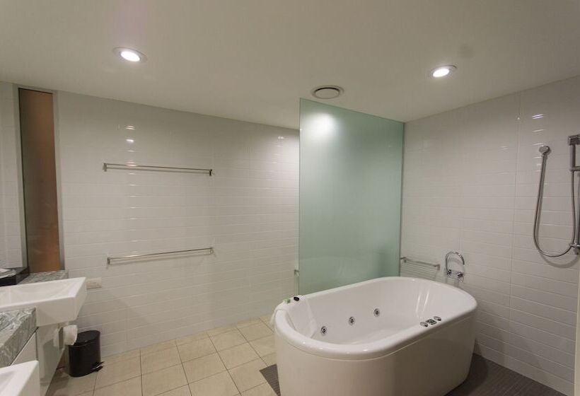 Апартаменты 2 Спальни с Террасой, Coconut Grove