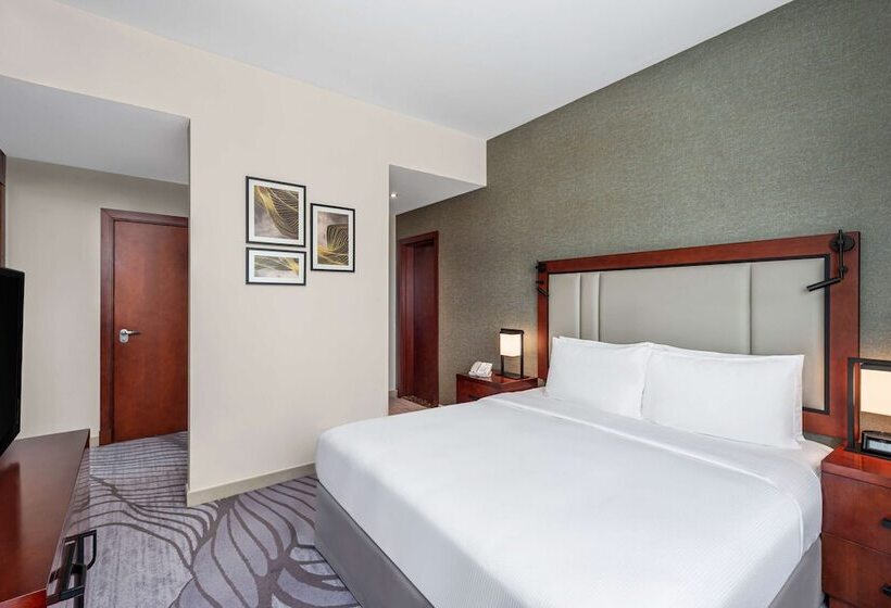 Люкс Семейный 2 Спальни, Doubletree By Hilton Ras Al Khaimah