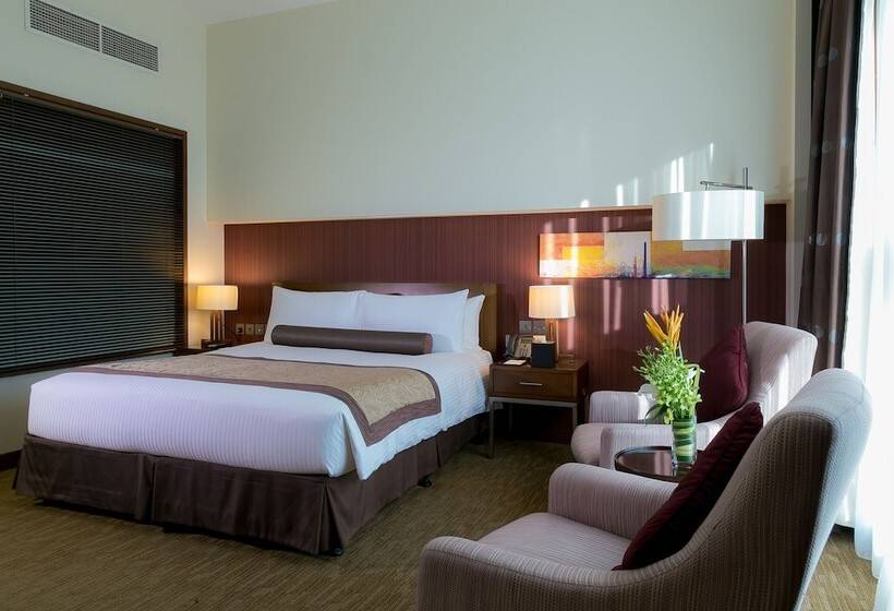 Номер Superior, Grand Millennium Al Wahda Hotel And Executive Apartments Abu Dhabi