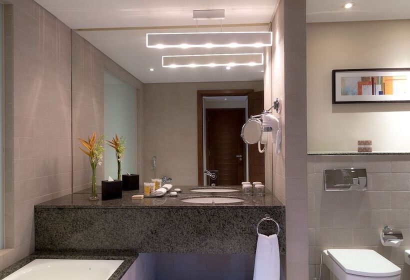 Апартаменты 2 Спальни, Grand Millennium Al Wahda Hotel And Executive Apartments Abu Dhabi