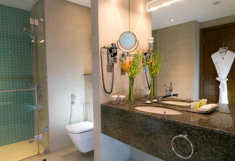 Номер Клуб, Grand Millennium Al Wahda Hotel And Executive Apartments Abu Dhabi