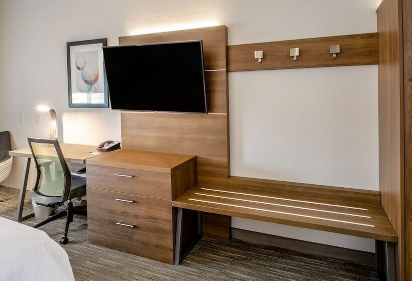 Номер Стандарт, Holiday Inn Express & Suites   Olathe South, An Ihg