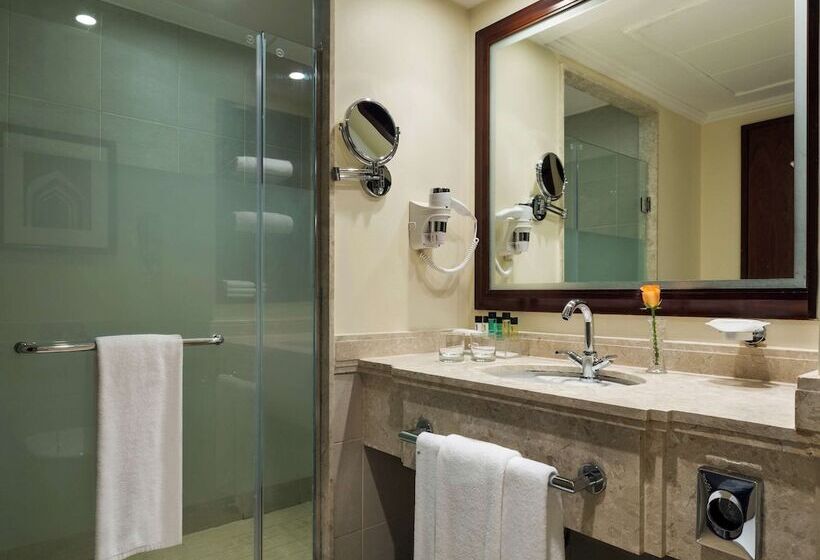 Номер Классика Двуспальная Кровать, Movenpick Makkah Hajar Tower