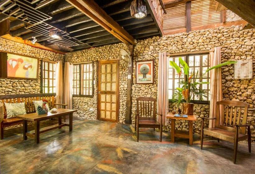 1침실 빌라 정원 전망, Oldwoods By The Sea Nature Resort   Pangasinan