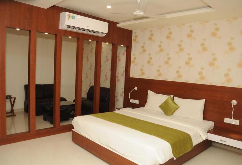 スイート, Madhuvan Suites By Blues