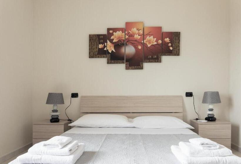 Номер Deluxe, La Perla Guest House