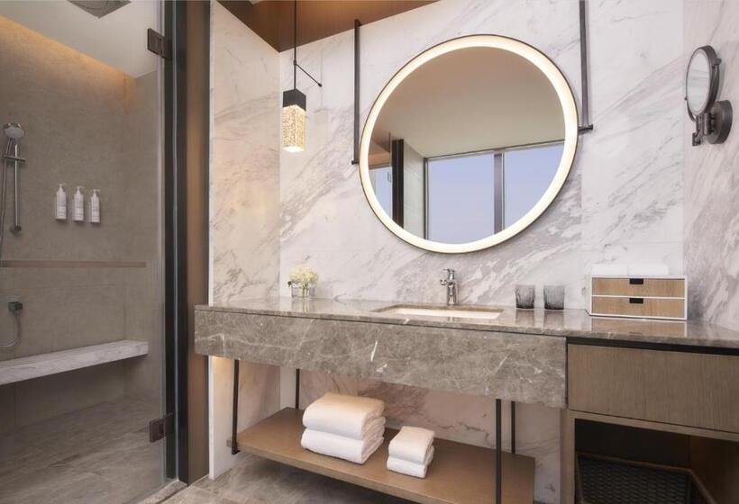 اتاق دلوکس با تخت کینگ و چشم‌انداز شهر, Jinhua Marriott
