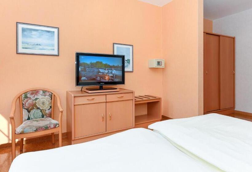 Номер Стандарт с Террасой, Pension Störtebeker