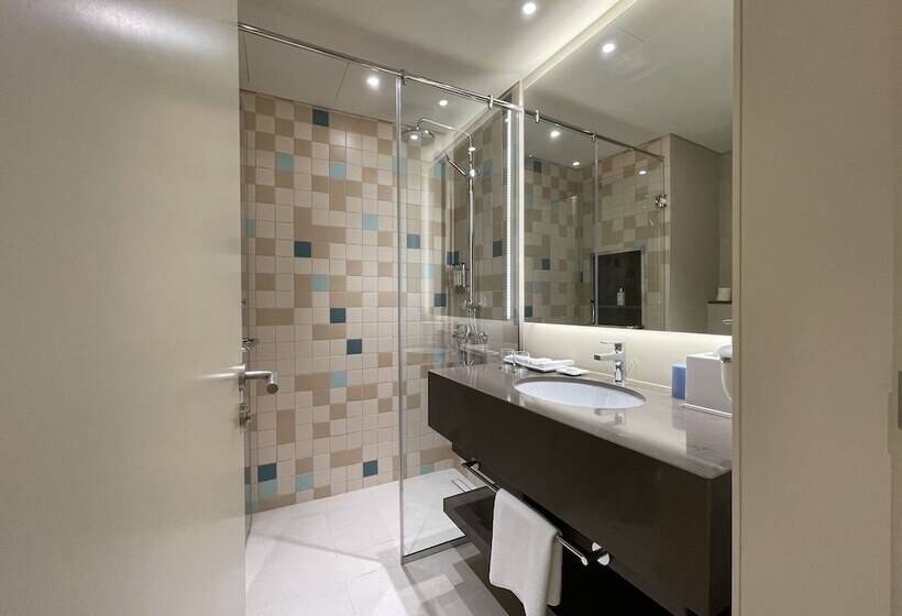 Номер Executive, Citadines Culture Village Dubai, Waterfront Jadaf