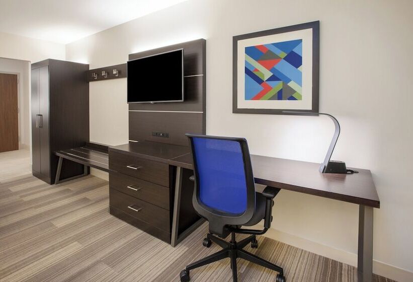 Номер Стандарт, Holiday Inn Express & Suites   Glendale Downtown
