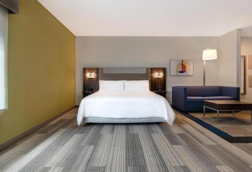 Номер Премиум, Holiday Inn Express & Suites   Glendale Downtown
