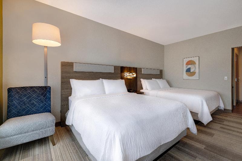 Люкс Адаптированный для Инвалидов, Holiday Inn Express & Suites   Glendale Downtown